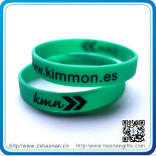 OEM Handicraft Silicone Wristband with Debossed Logo (HN-SW-124)